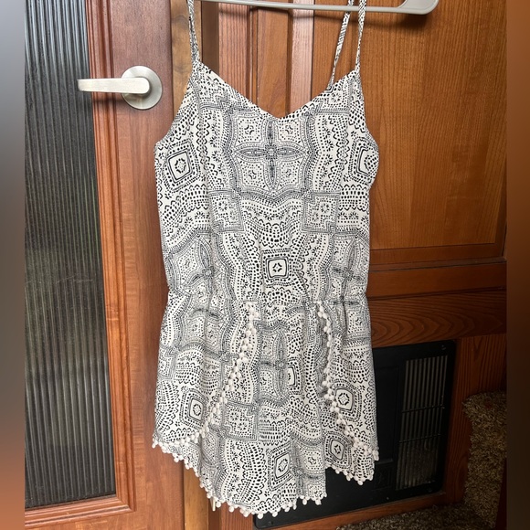 Spring romper - Picture 2 of 2